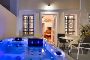 Luxurious Apt w/ Private Yard & Hot Tub Access - Image 2