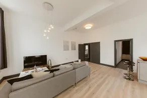 Nice 3 bed warehouse apartment in Chiswick - Image 4