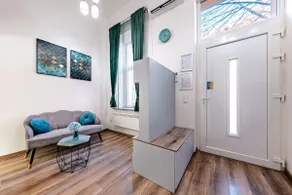 Central Boutique Studio - Image 3