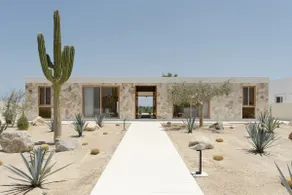 Casa Suna: Beachfront 6BR | Chef | Pool & Jacuzzi - Image 5