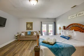 Charming Cadillac Retreat w/ Private Hot Tub! - Image 3