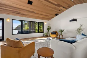 Chuckanut Beachfront Sanctuary - Image 3
