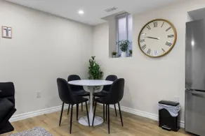 Seven Wonders: Premium Apt 2B/1B, 5G, Parking! - Image 3