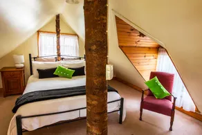 The Gardean Loft (based on Hansel & Gretal House) - Image 4