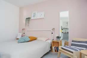 Apartment On the Sunny Side - Yellow - Image 5