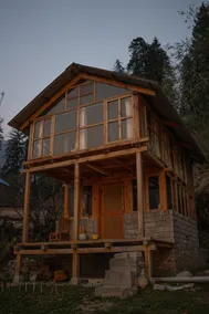 Apple Orchard Cottage | Glass Views - Image 4
