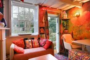 Artists Hideaway - Image 4