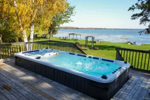 Lakefront 3 Bedroom House/Cottage Sanctuary - Image 3