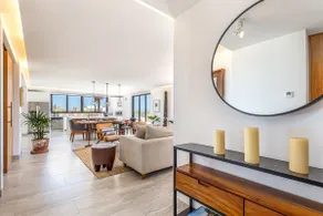 Luxury 2 bedroom condo - Image 3