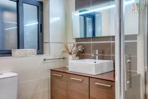 Stylish St. Julian’s 1BR home, Cozy & Central! - Image 5