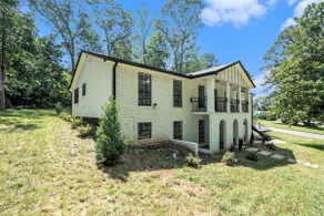 Cozy Home in Lilburn - Image 2