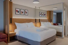 Amazing stay IIΙ - Image 2