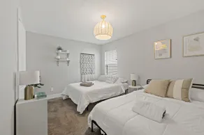 5 BR | King & Queens | Family! - Image 3