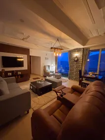 Chic Mountain Home|Peaceful Stay with Valley View - Image 2