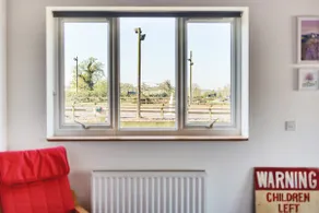 3 Bed Bungalow, Equestrian Views - Image 4