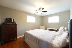 Large. Central. Family. Sleeps 8 - Image 5