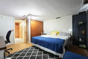 Large. Central. Family. Sleeps 8 - Image 3
