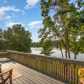 Cozy Lake House w/ dock/boats &Hot Tub by ark - Image 2
