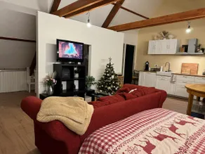 Spacious studio for 2 people - Image 3
