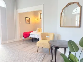 Spacious & Convenient near NYC - Image 3