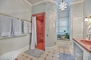 Charming 2BR Carriage House Outside Jacksonville - Image 5