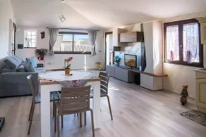 Monica's Guesthouse - Image 3