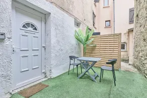 Château Émeraude –T2-Terrace – hypercenter-calm - Image 5