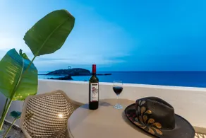 Flèria Seaview Suites - Image 4