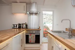 Cozy, Clean & Warm Miner’s Cottage - Image 5
