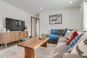 The Western Retreat With Hot Tub and Spacious Yard - Image 3