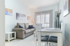 LuxSevilla, Apartment with double bed and sofa bed. - Image 5