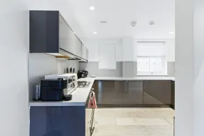 Bright Penthouse in Clerkenwell | Private Terrace - Image 5