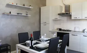 Tuscan Welcome - Elegant Apartment with Balcony - Image 2