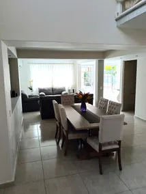 House with pool and garden, close to the beach - Image 5