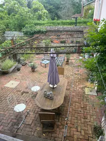 Guesthouse - Image 4