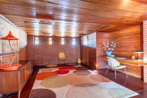Still Bend/Frank Lloyd Wright's Schwartz House - Image 4