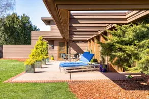 Still Bend/Frank Lloyd Wright's Schwartz House - Image 2