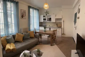 Bright and renovated F2, Center - Image 2