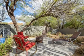 Historic Bungalow-big yard, real home, walkable - Image 4
