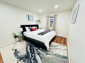 Luxury Urban Loft 3Bed|2BA nearNYC MetLife+Parking - Image 3