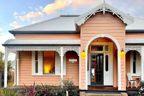 Endsleigh Cottage - Hunter Valley Vineyard Escape. - Image 2