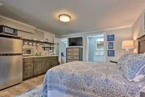 Couples Retreat with Lake and Mtn Views, Fire Pit - Image 3