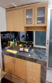 Cozy & Comfy Studio Near Airport w/ 55” TV - Image 5