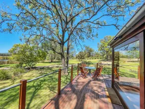 Two Doors - Unique 2 bdrm cottage on picturesque vineyard estate - Image 5