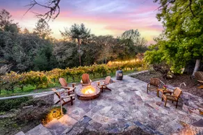 Stunning Sauna Cottage Retreat on Private Vineyard - Image 4
