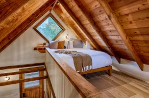 Stunning Sauna Cottage Retreat on Private Vineyard - Image 3