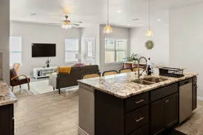 Cozy home in Jarrell - Image 2