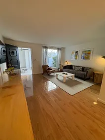 The Bungalows on Valley Dr - Image 4