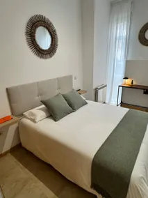 Large apartment 2 Bedrooms 4pax Modern Decor - Image 3