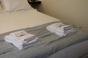 Carmo guestroom - Image 5
